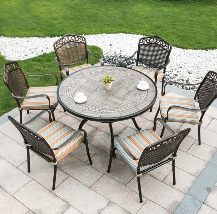 Cast aluminum interior