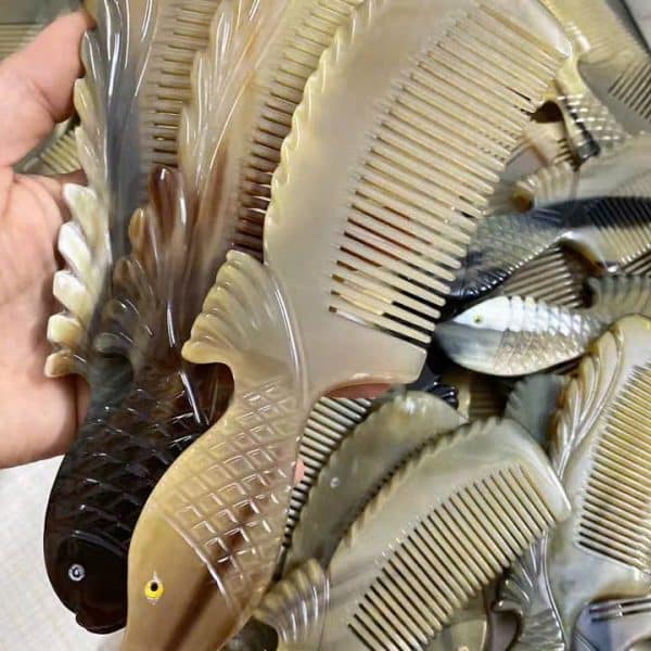 Natural Horn Comb